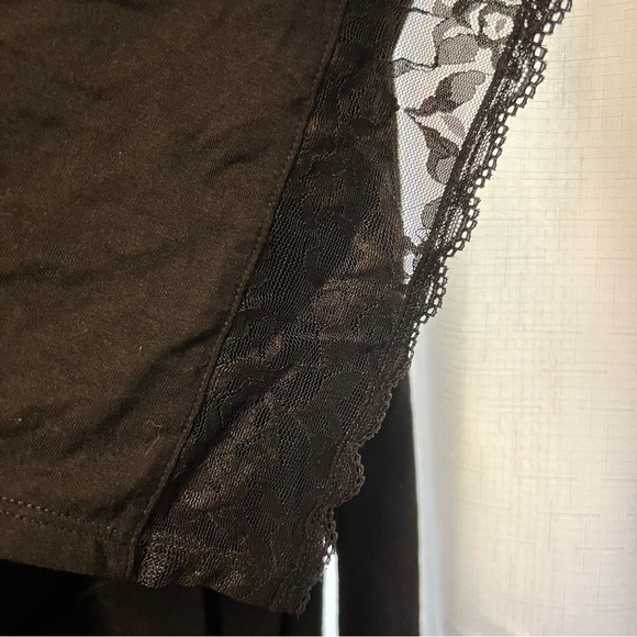 TORRID Sleep Black Lace Trimmed Robe - Picture 2 of 5